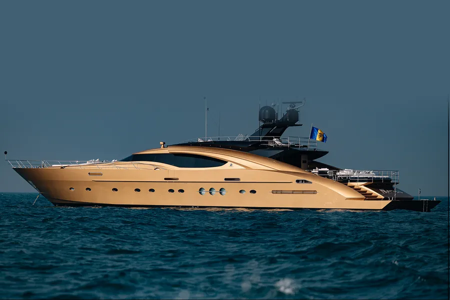 Yacht AK Royalty à Dubai Marina