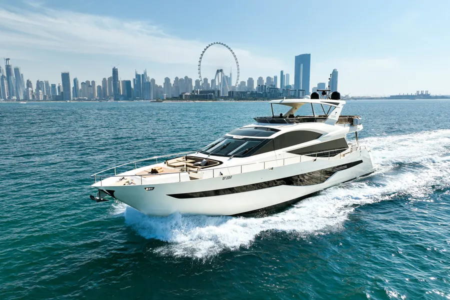 Yacht Galeon 78 à Dubai Marina