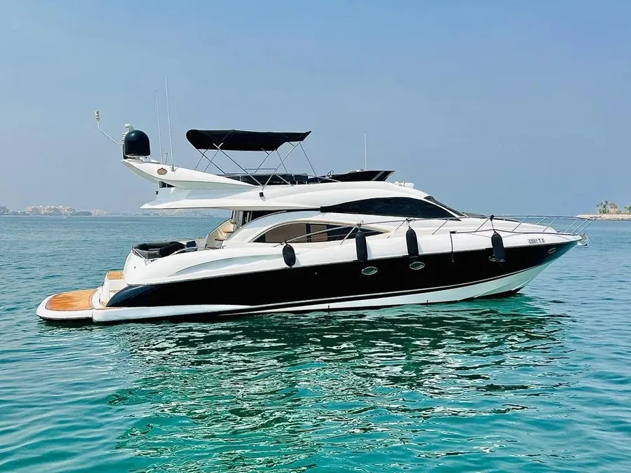 Yacht Grace 56 à Dubai Marina