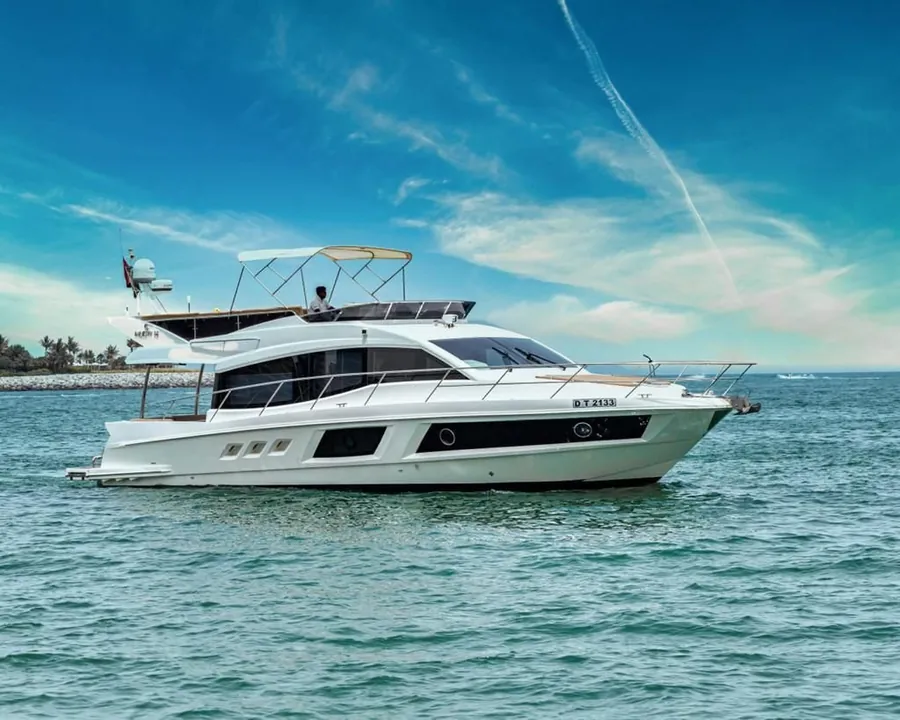Yacht Majesty 48 à Dubai Marina